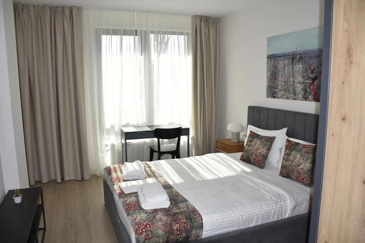 Miami A Lovely City Center 2 Bedrooms Apartment With Private Parking Sófia